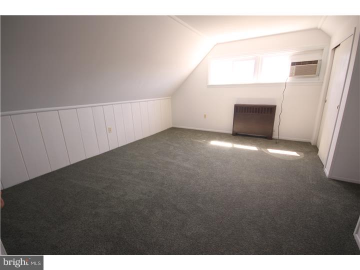 35 Iris Road Levittown, PA 19057 - Photo 9 of 20 Bedroom 3