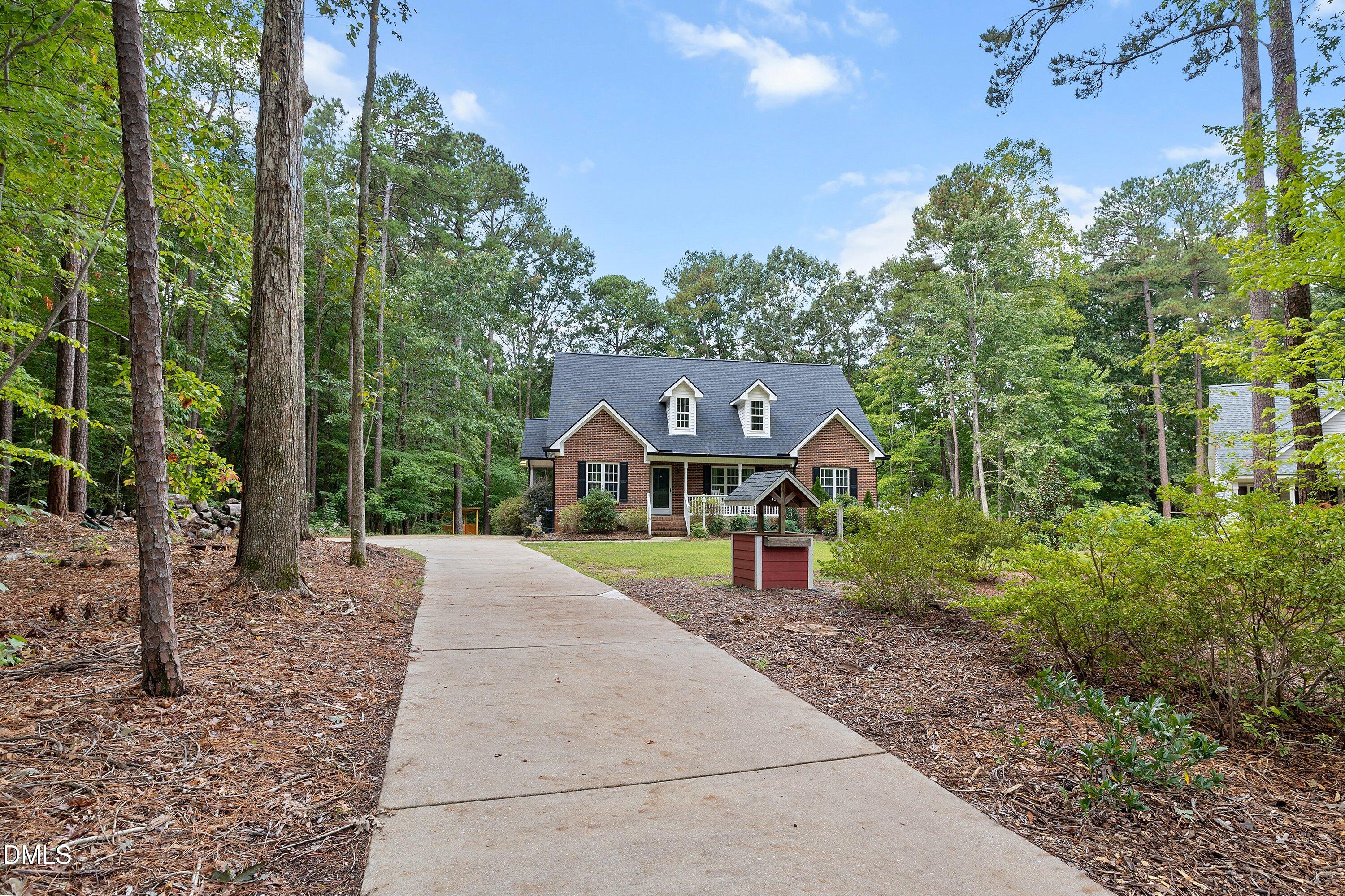 5413 Chasscot Court Raleigh, NC 27606 - Photo 2 of 21 02-5413 Chasscot Ct_7712