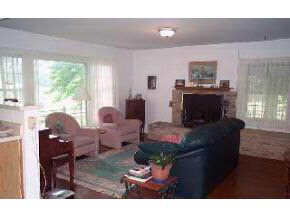 9320 West Tom Phillips Road Bloomington, IN 47403 - Photo 4 of 11 Gallery Image 4