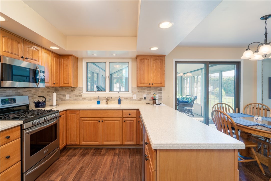 46 Scotch Pine Drive Greece, NY 14616 - Photo 11 of 33