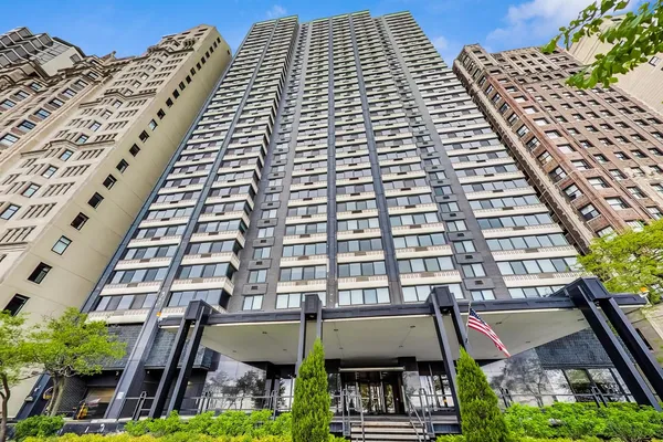 $474,900 | 1440 North Lake Shore Drive, Unit 5D, Chicago, IL 60610