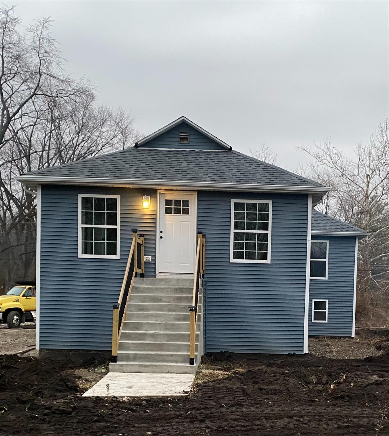 4401 Marshall Street Gary, IN 46408 - Photo 1 of 7 1337x1499