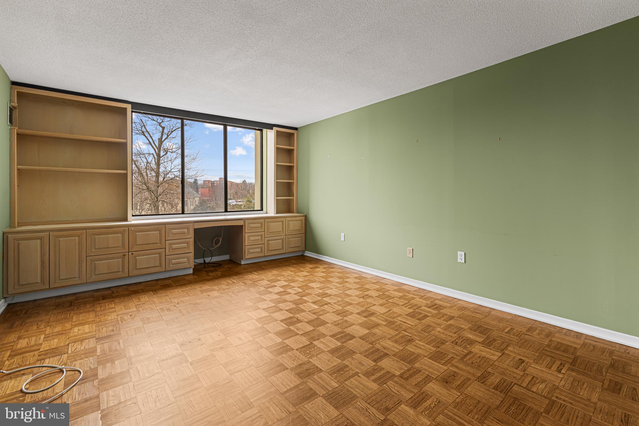 8302 Old York Road, Unit B42 Elkins Park, PA 19027 - Photo 31 of 42 an empty room with cabinet