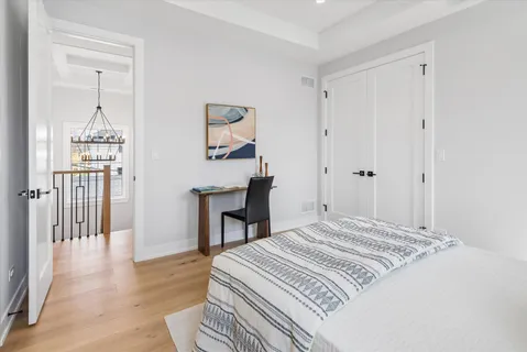$2,500,000 | 6022 North Ionia Avenue, Chicago, IL 60646