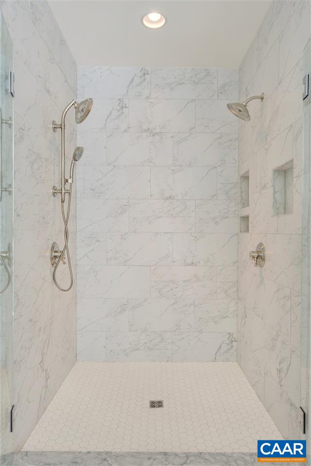 305 Spring Lane Charlottesville, VA 22903 - Photo 41 of 50 Gallery Image 41