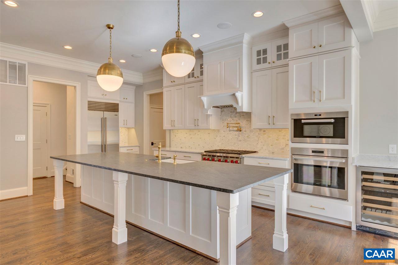 305 Spring Lane Charlottesville, VA 22903 - Photo 5 of 50 Gallery Image 5