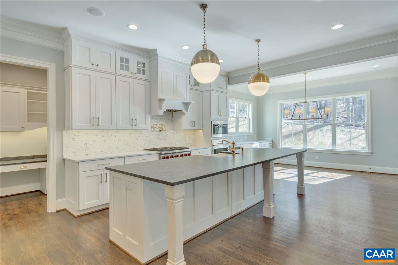 305 Spring Lane Charlottesville, VA 22903 - Photo 8 of 50 Gallery Image 8