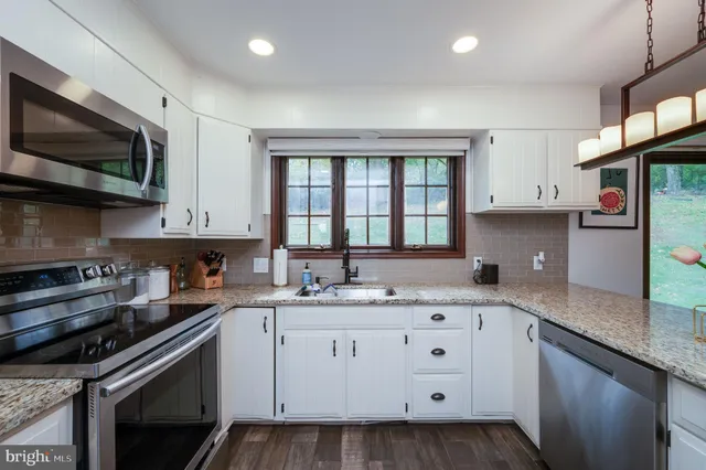 $384,900 | 15 Bare Avenue, Shillington, PA 19607