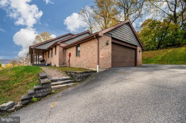 $384,900 | 15 Bare Avenue, Shillington, PA 19607