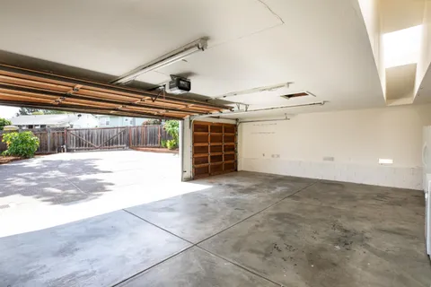 a view of a garage