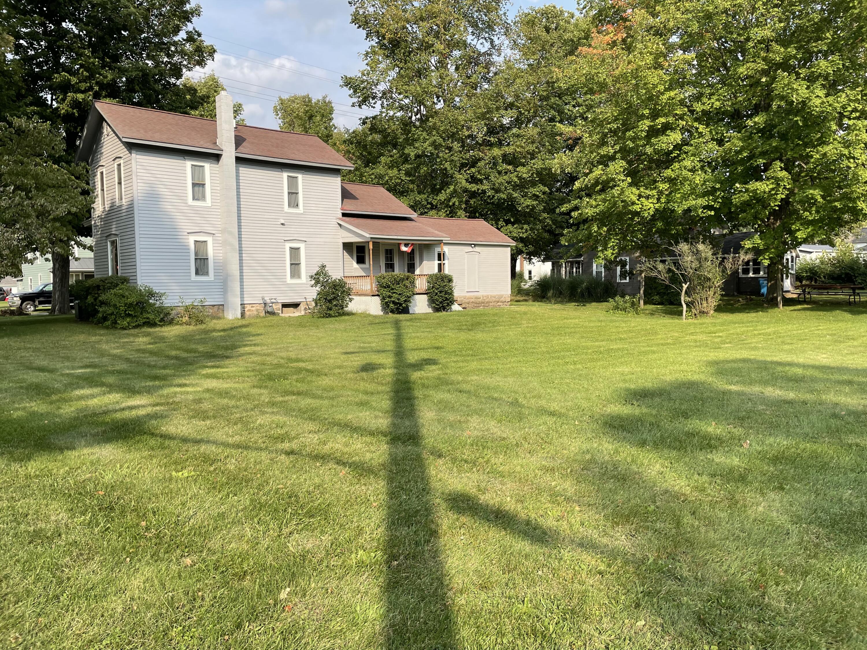 408 Romine Street Colon, MI 49040 - Photo 4 of 23 786B4A39-D32B-4999-A51A-AF4BA4F816B9