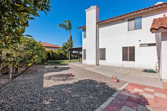 $1,049,000 | 5070 Chalet Drive, Oceanside, CA 92057