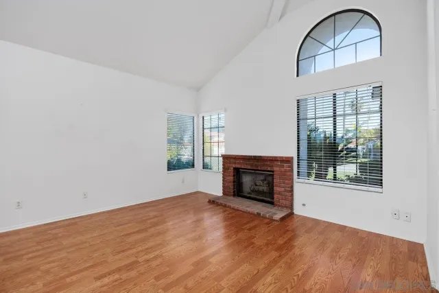 $1,049,000 | 5070 Chalet Drive, Oceanside, CA 92057