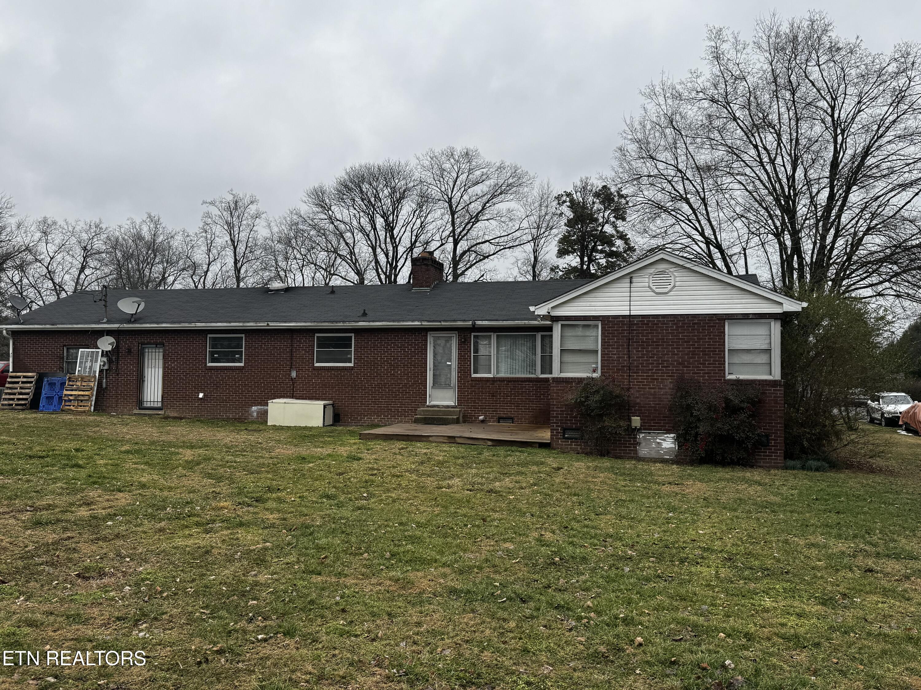 217 Grata Road Knoxville, TN 37914 - Photo 7 of 39 IMG_9841