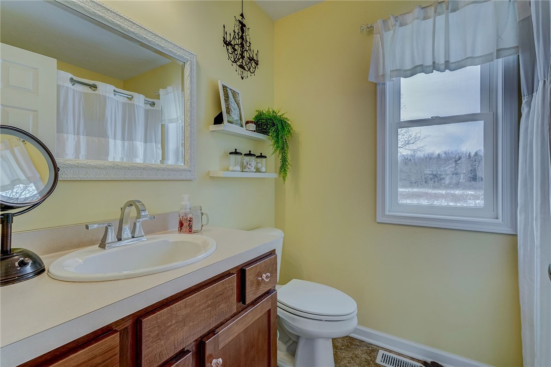 61 James Moore Circle Parma, NY 14468 - Photo 32 of 50