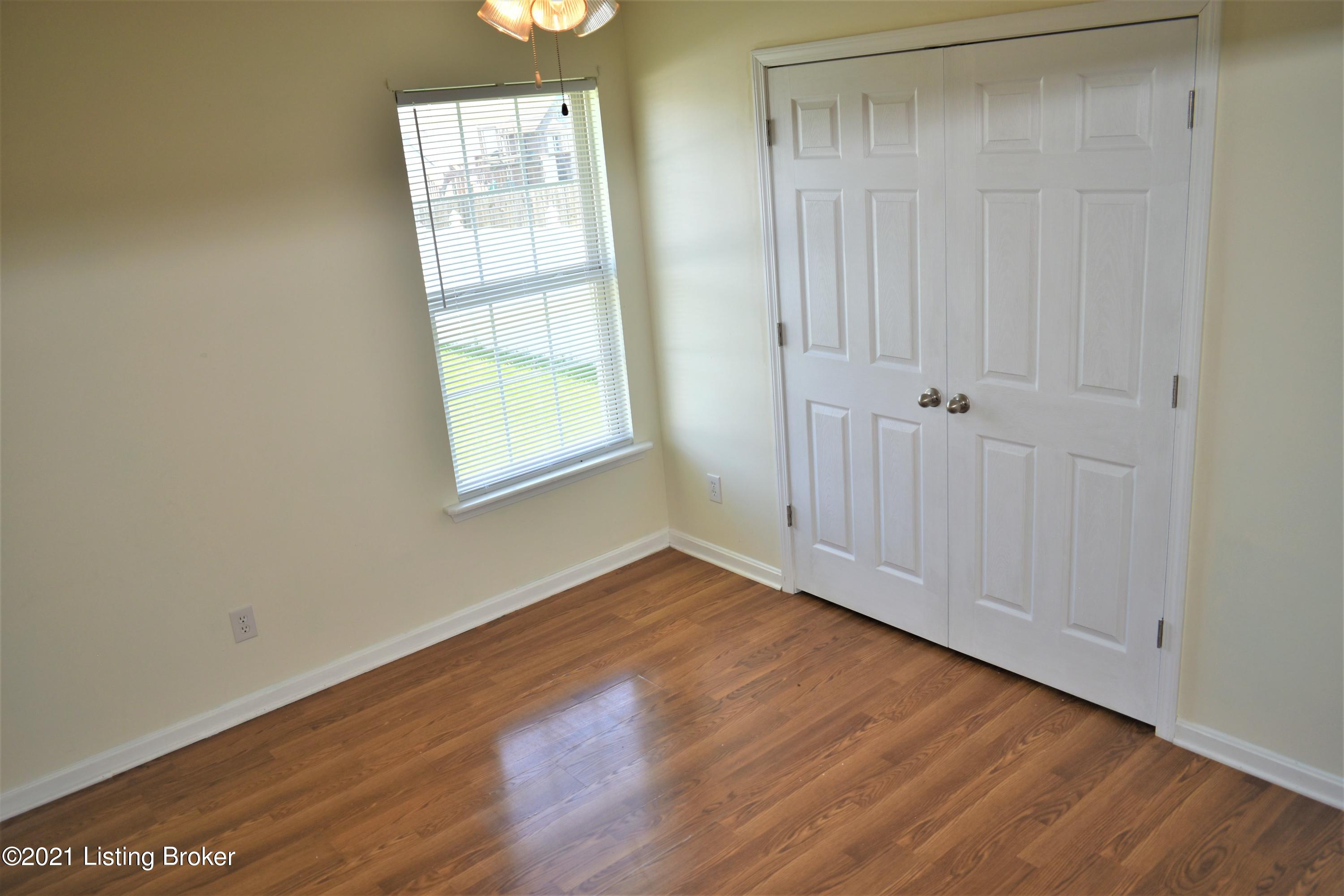 338 Hensley Road Shepherdsville, KY 40165 - Photo 23 of 29 DSC_0211