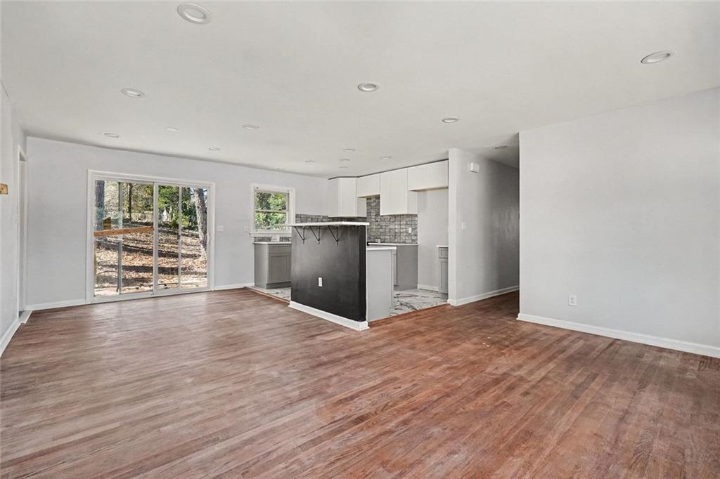 1933 Glen Echo Drive Decatur, GA 30032 - Photo 3 of 27