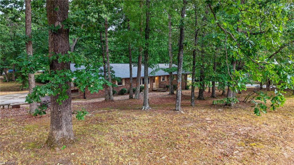 5325 Audrey Road Greensboro, NC 27406 - Photo 6 of 23