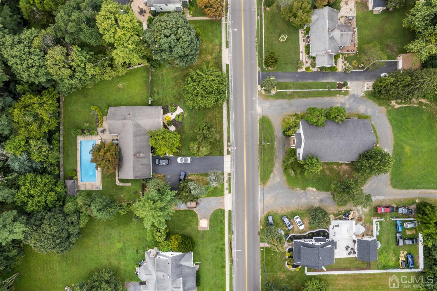 417 Ridge Road Dayton, NJ 08810 - Photo 29 of 37 an aerial view of a residential houses with outdoor space and street view