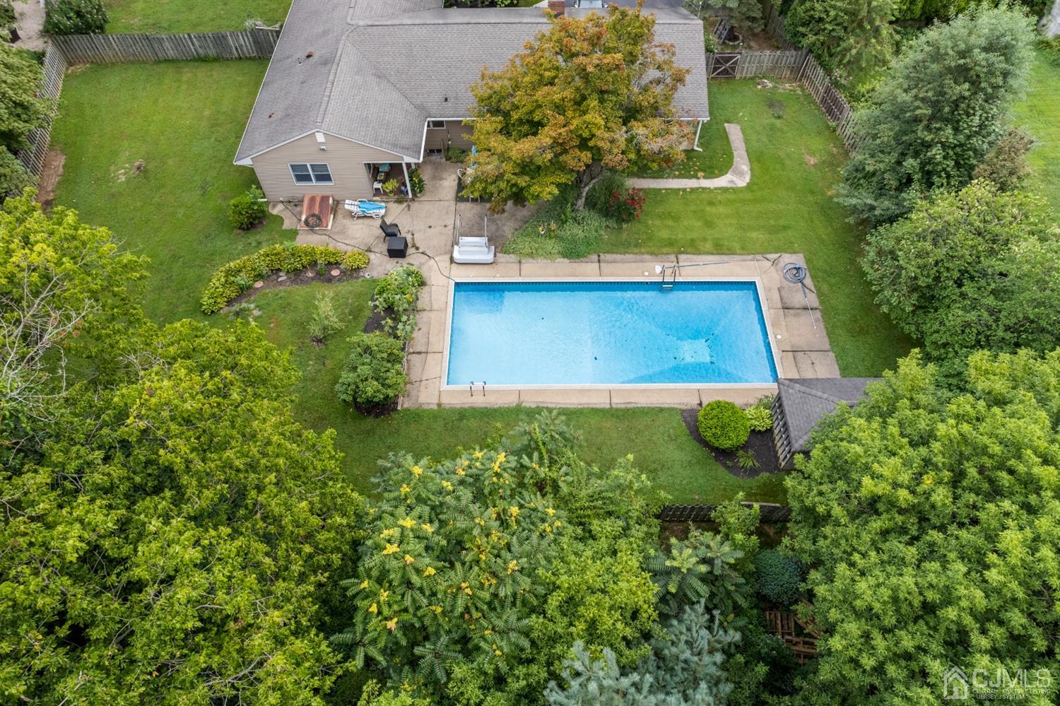 417 Ridge Road Dayton, NJ 08810 - Photo 31 of 37 an aerial view of a house with a yard