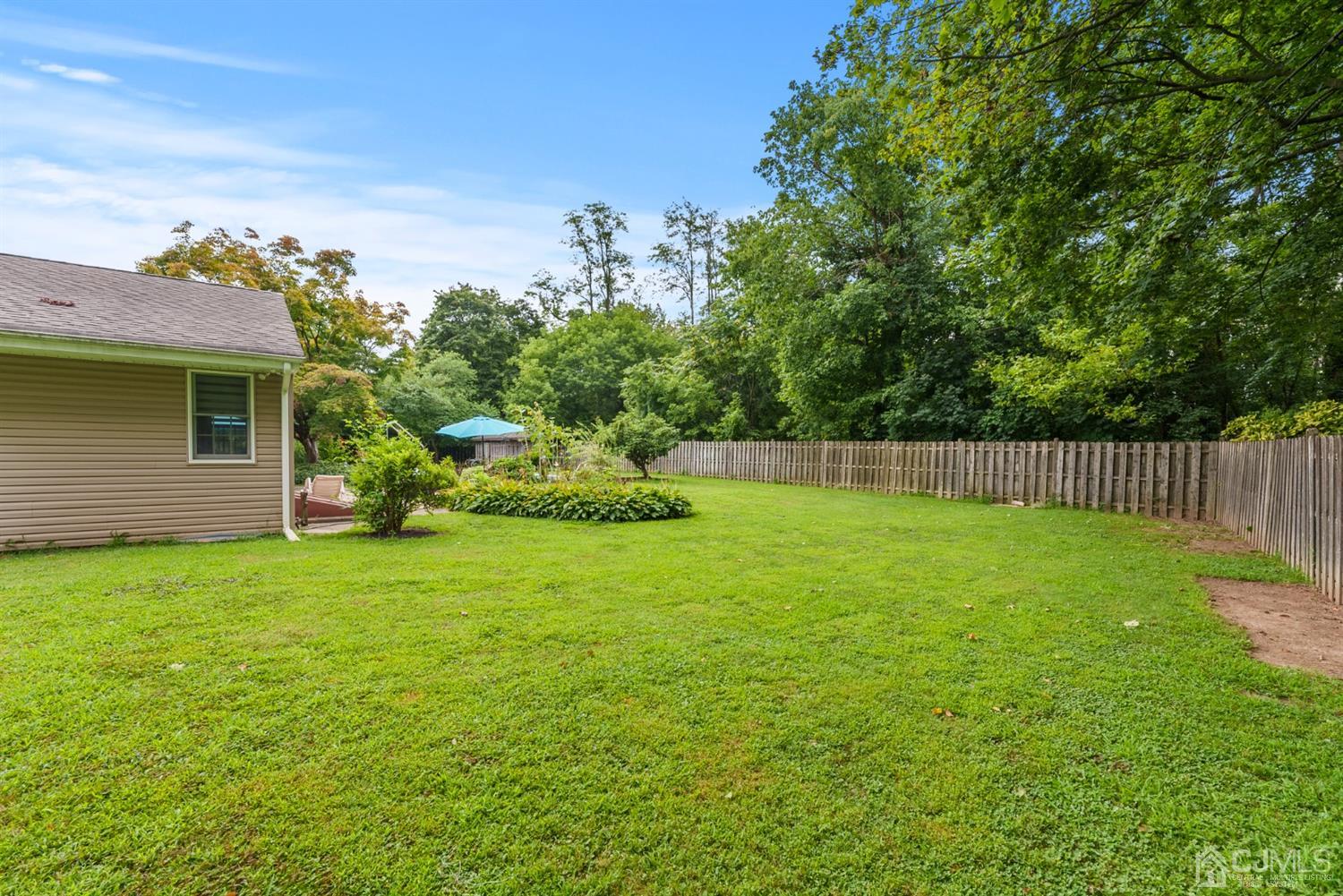 417 Ridge Road Dayton, NJ 08810 - Photo 33 of 37 a garden view