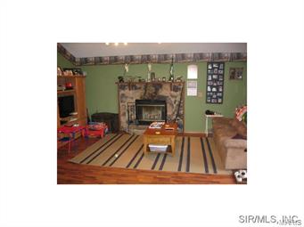 21595 Westview Road Carlyle, IL 62231 - Photo 8 of 24