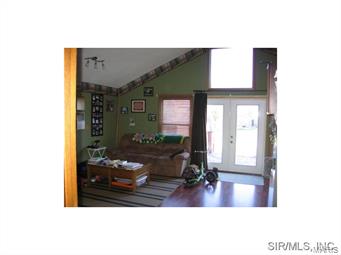 21595 Westview Road Carlyle, IL 62231 - Photo 9 of 24