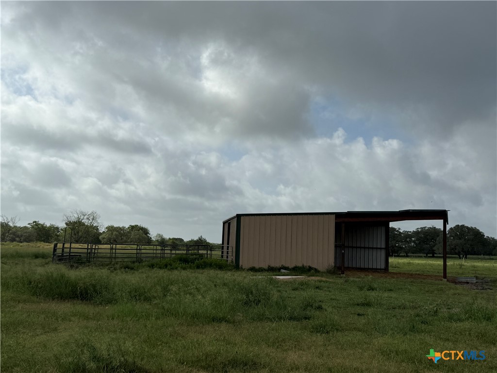 383 County Road 233 Hallettsville, TX 77964 - Photo 31 of 48