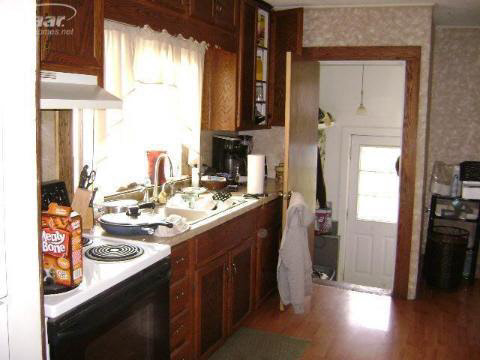 12756 Nichols Road Burt, MI 48417 - Photo 5 of 7 20131842-4.JPG