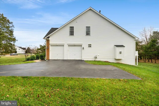 $1,450,000 | 43041 Lago Stella Place, Ashburn, VA 20148