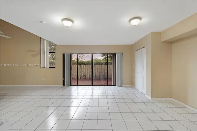 $2,190 | 3208 San Remo Circle, Homestead, FL 33035