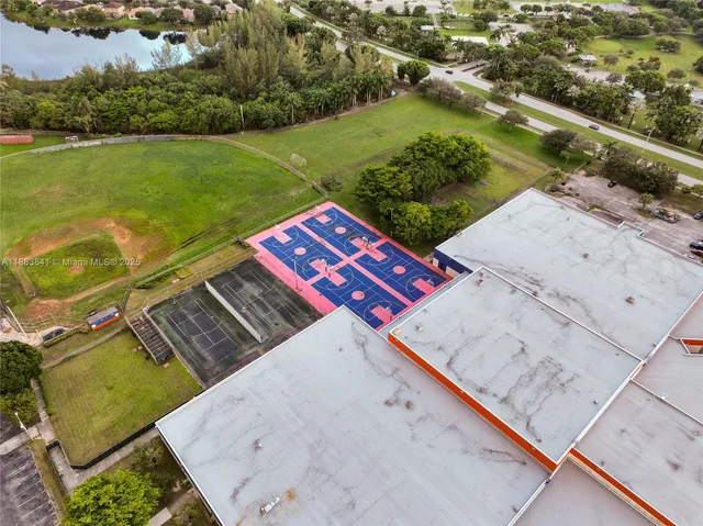 $2,190 | 3208 San Remo Circle, Homestead, FL 33035