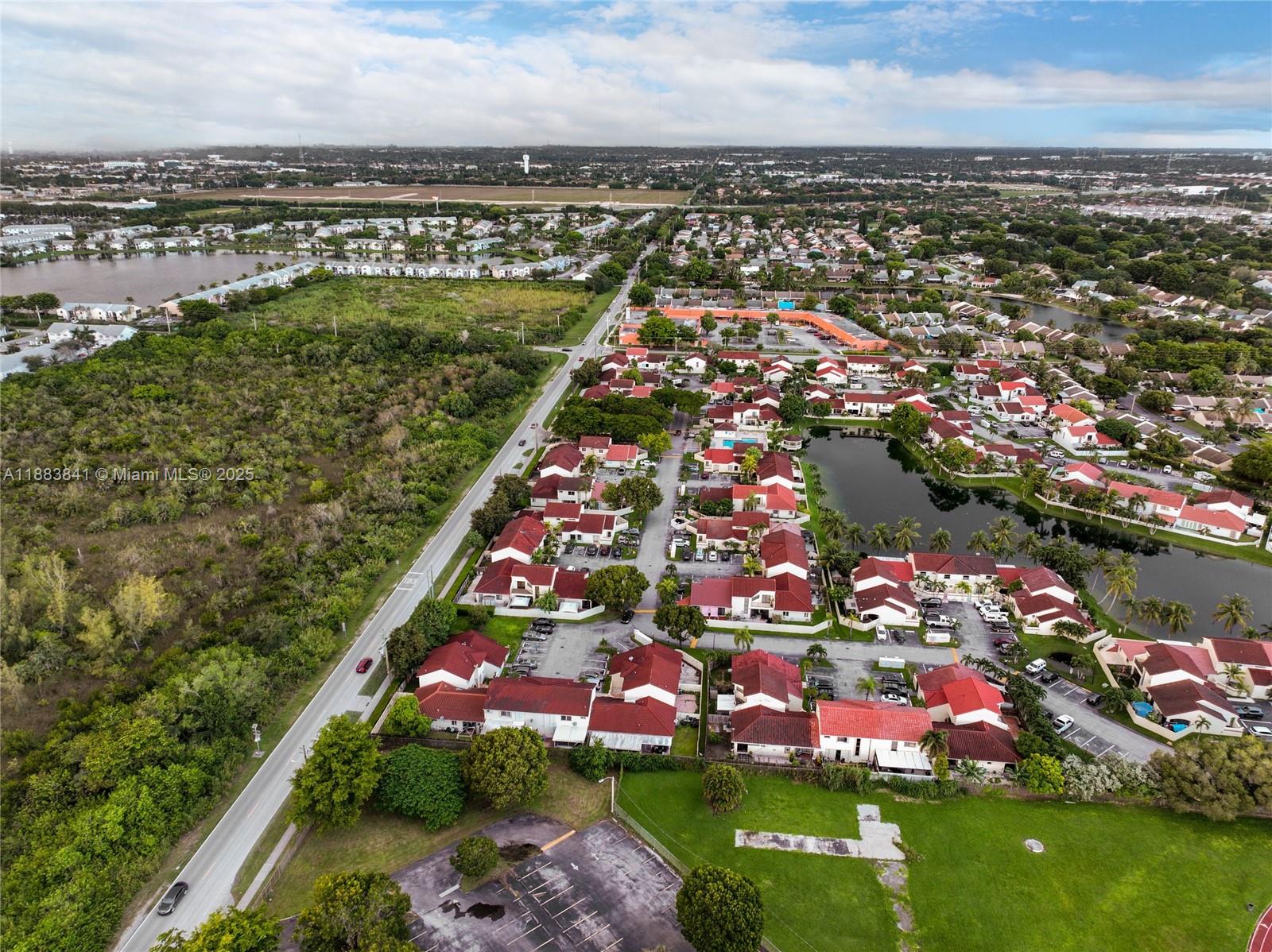 3208 San Remo Circle Homestead, FL 33035 - Photo 52 of 62