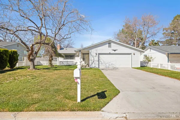 $390,000 | 442 Crestview Drive, Twin Falls, ID 83301