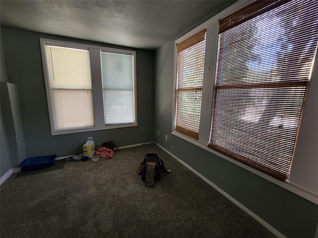 511 West Sycamore Street, Unit A Denton, TX 76201 - Photo 8 of 10 View of carpeted spare room