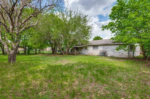 $212,000 | 1519 Oakbrook Street, Lancaster, TX 75134