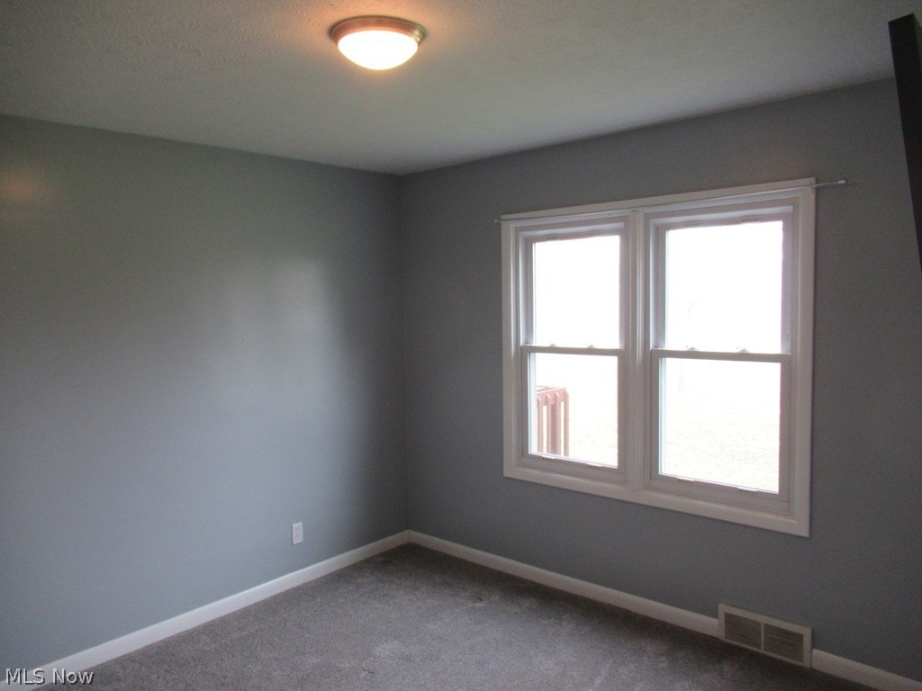 3295 Oser Road Norton, OH 44203 - Photo 12 of 29