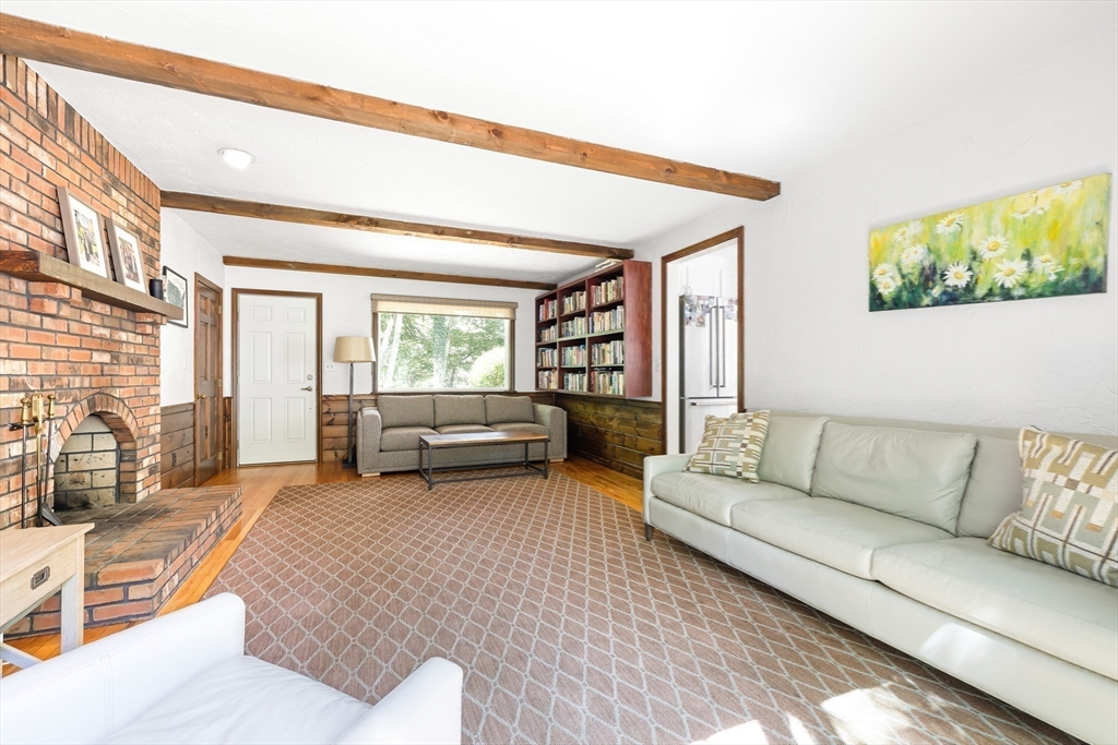 2 Towne Lyne Road Sherborn, MA 01770 - Photo 13 of 35 Gallery Image 13