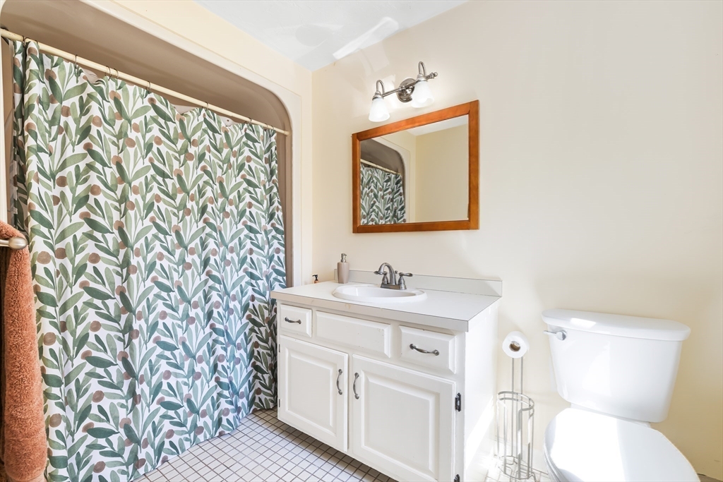 2 Towne Lyne Road Sherborn, MA 01770 - Photo 22 of 35 Gallery Image 22