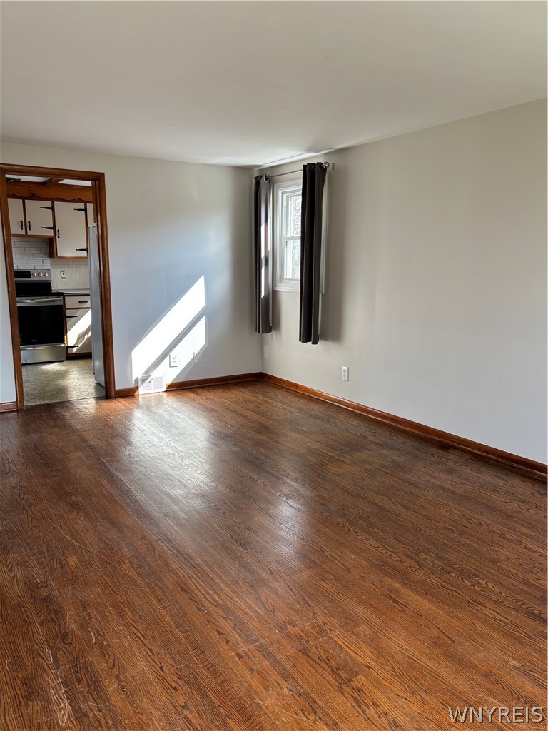 42 Kerr Avenue Tonawanda, NY 14150 - Photo 5 of 15