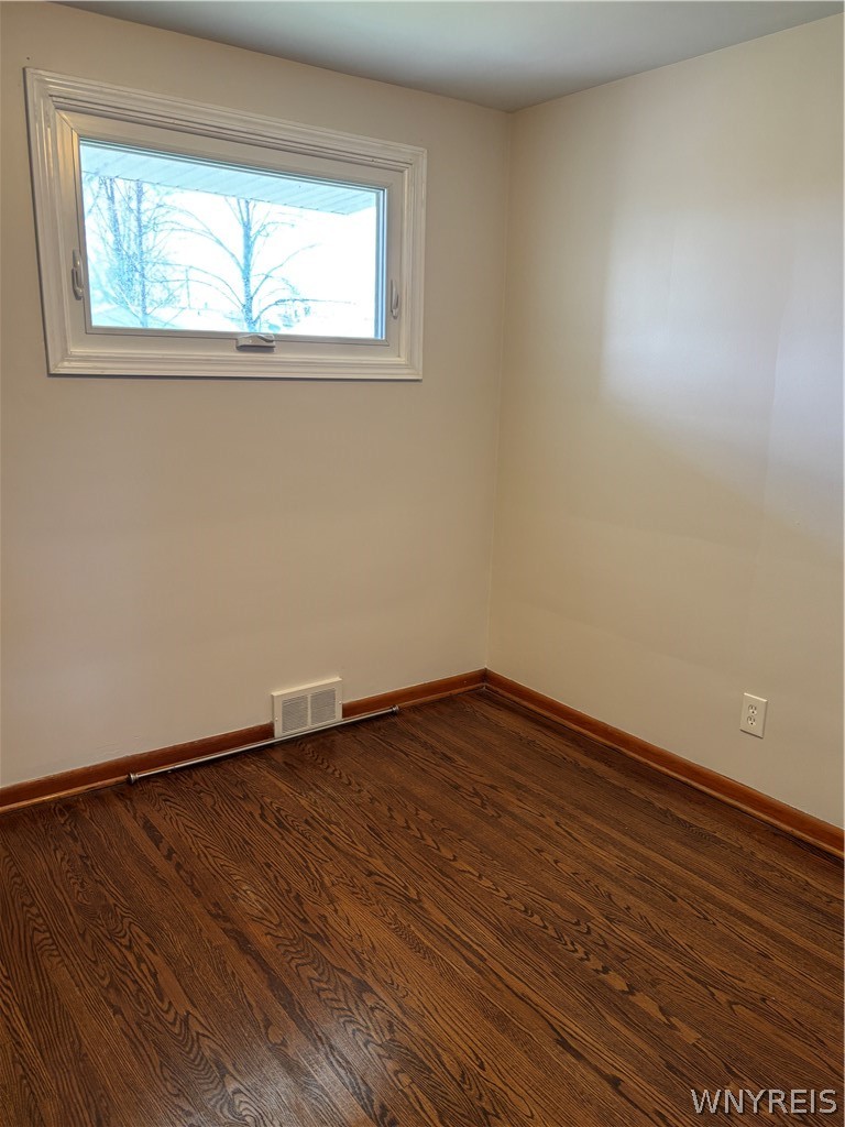 42 Kerr Avenue Tonawanda, NY 14150 - Photo 10 of 15