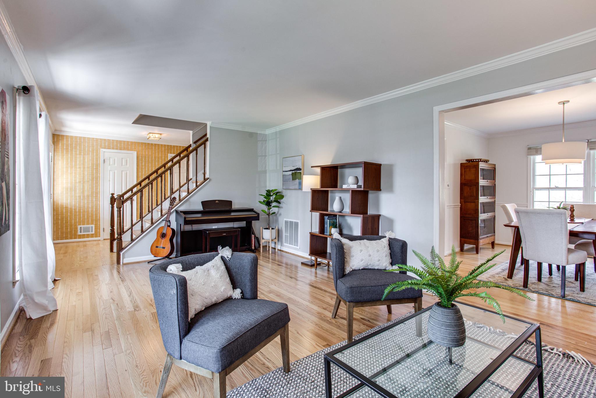 2714 Glencroft Road Vienna, VA 22181 - Photo 15 of 45 Great for Entertaining