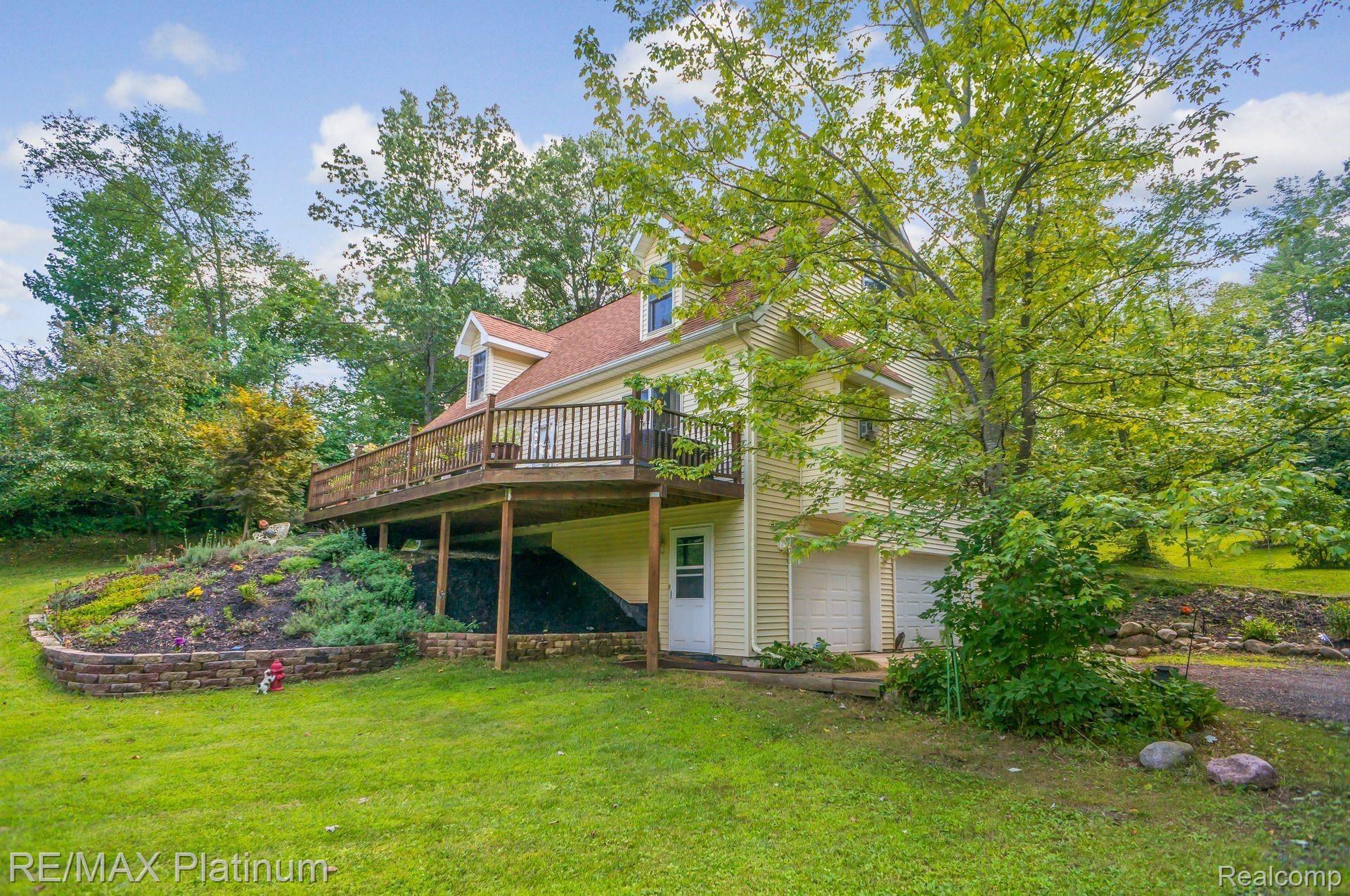 4088 Pardee Lake Road Howell, MI 48843 - Photo 27 of 30 27.jpg