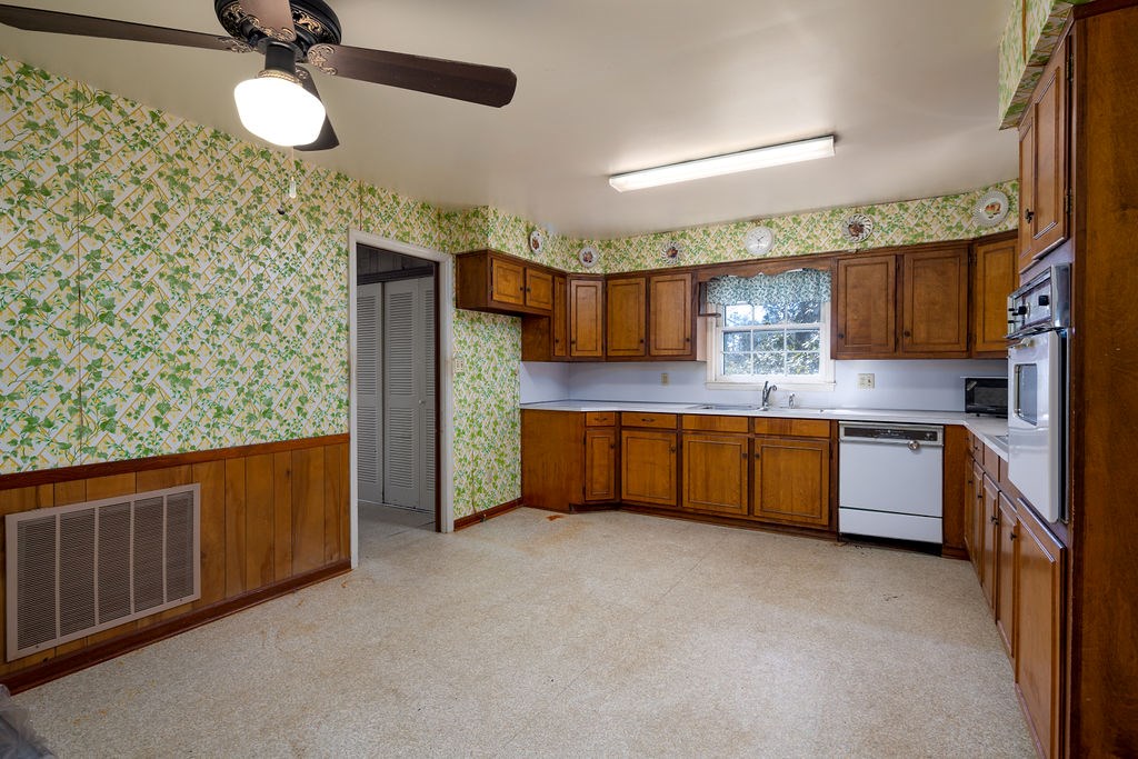 415 Boswell Road Phenix City, AL 36869 - Photo 5 of 26