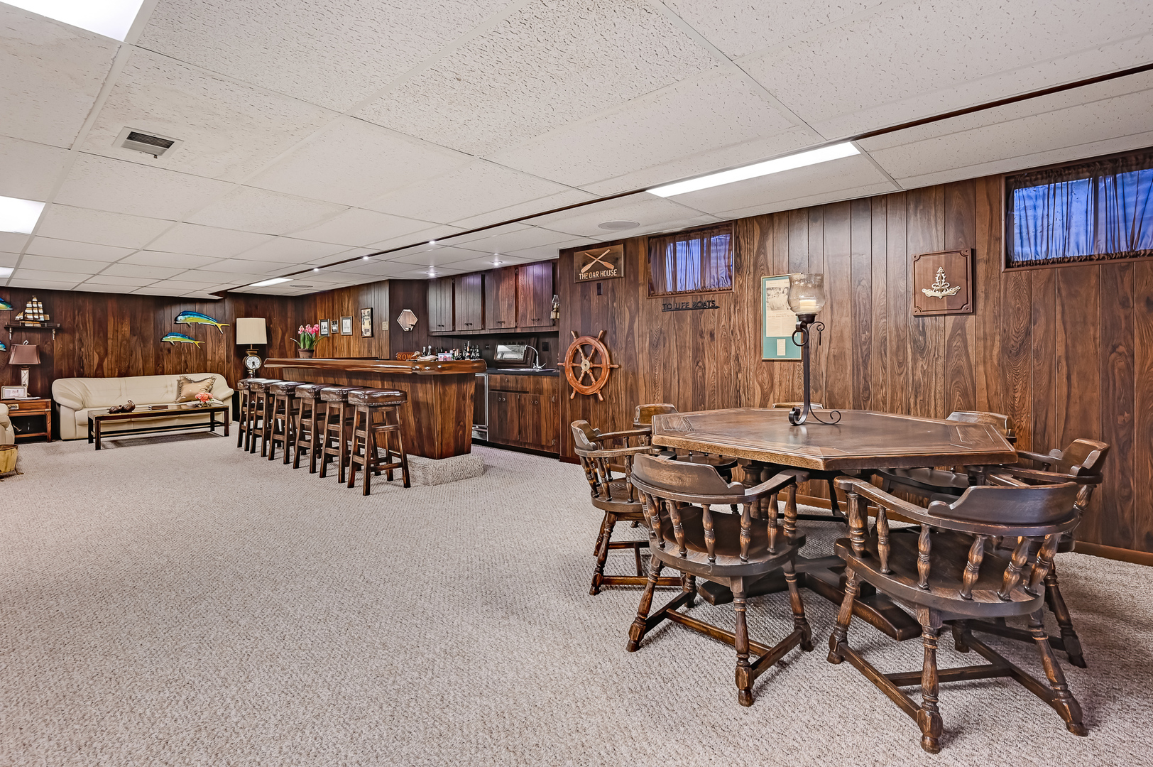 107 Stirrup Lane Burr Ridge, IL 60527 - Photo 26 of 37 a table and chairs in a room