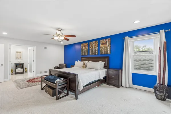 $979,900 | 4115 Bristol Court, Northbrook, IL 60062