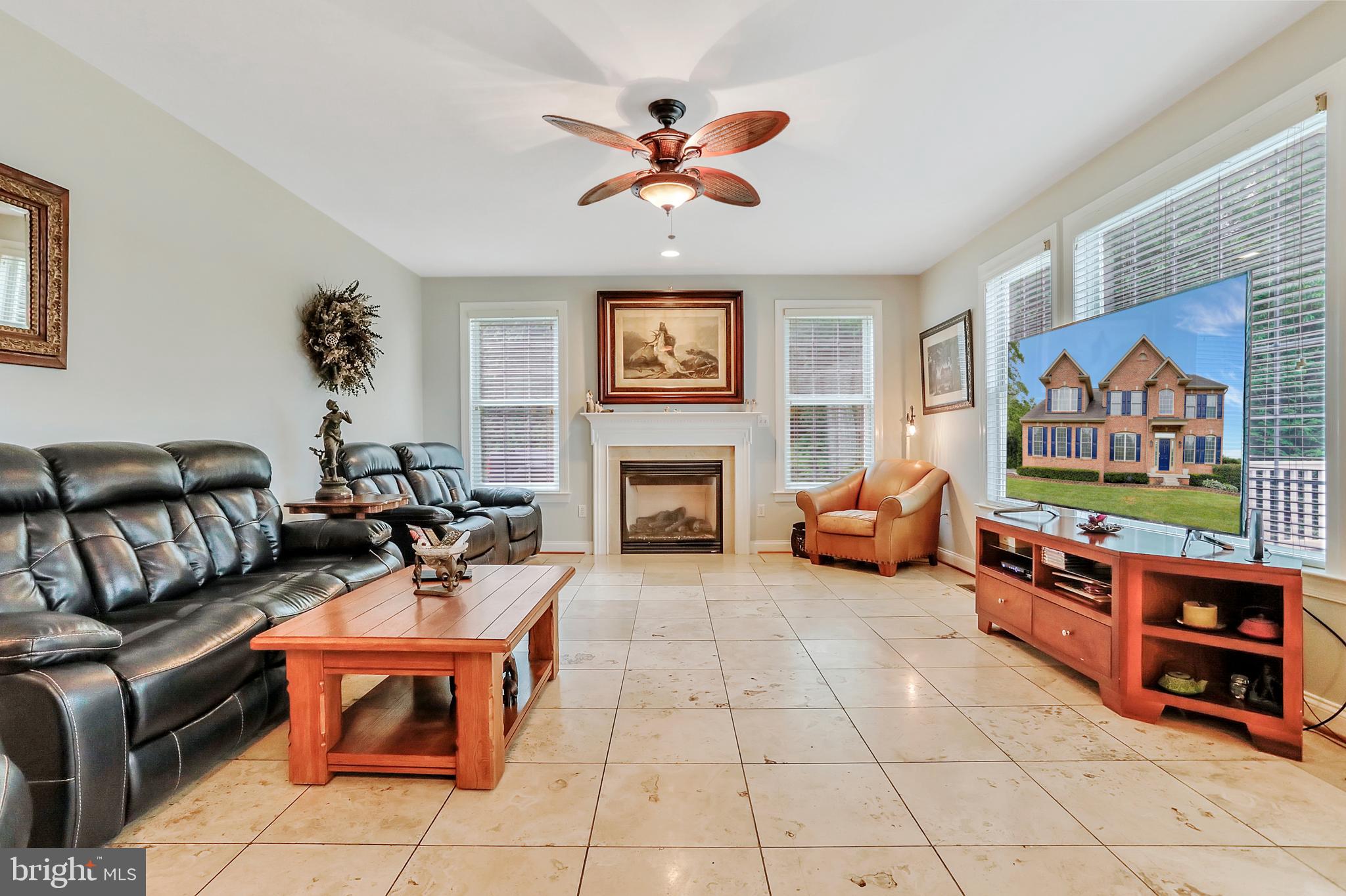 9404 Stottlemeyer Road Boonsboro, MD 21713 - Photo 11 of 81 Main Floor Family Room; 22x16 - Gas Fireplace!!