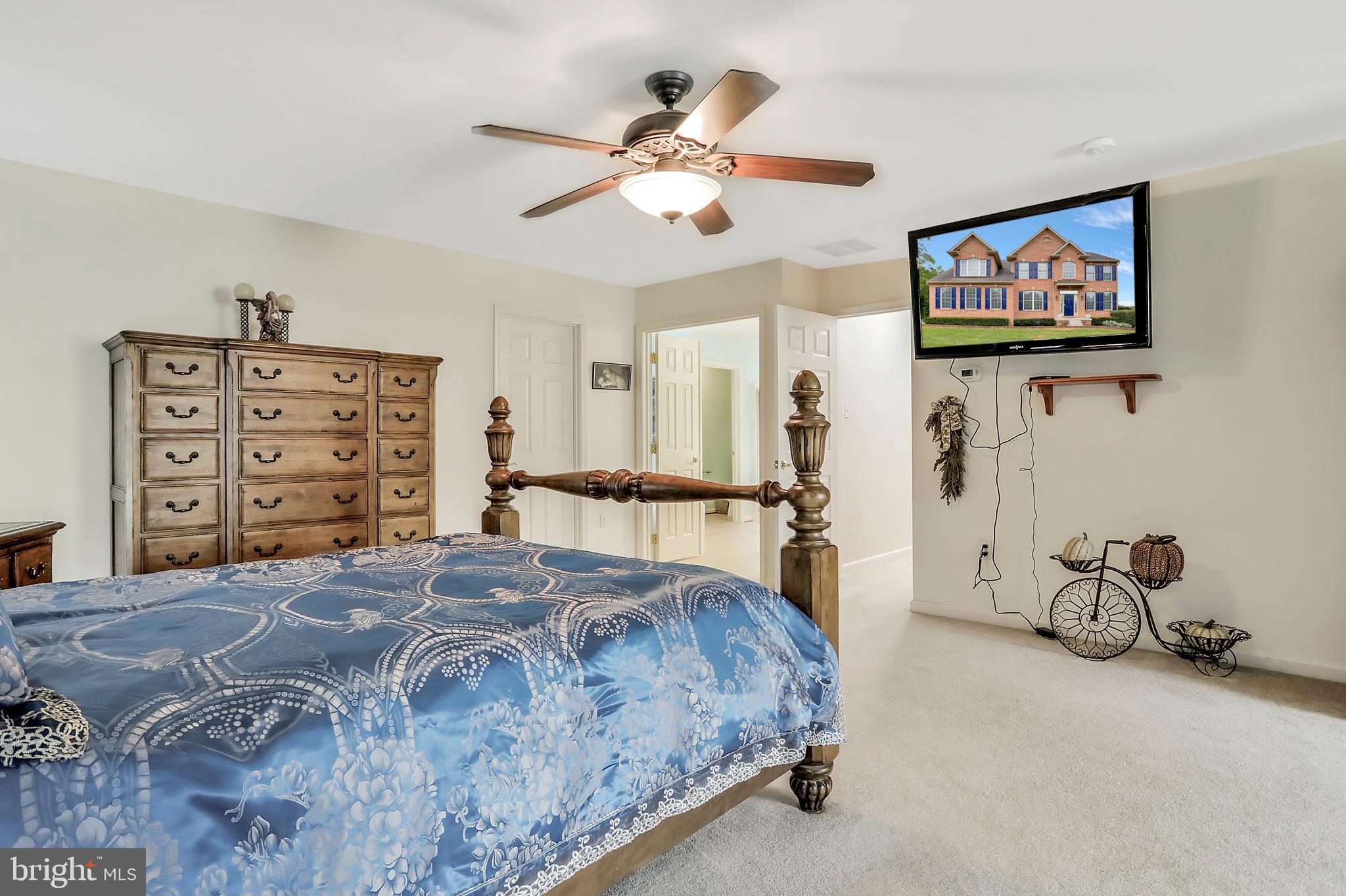 9404 Stottlemeyer Road Boonsboro, MD 21713 - Photo 41 of 81 18x30 Master Bedroom; Flooded with Natural Light!!