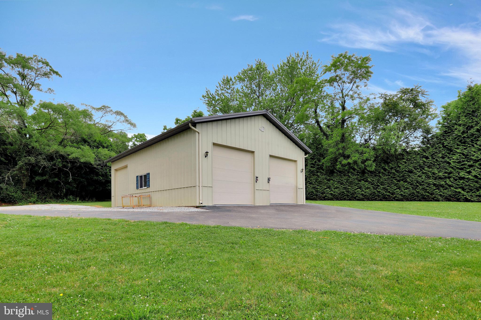 9404 Stottlemeyer Road Boonsboro, MD 21713 - Photo 54 of 81 Garage 40x30; (3) 10ft Bay Doors
