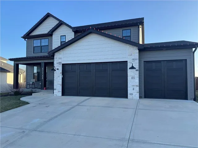 $580,000 | 31733 West 168th Court, Gardner, KS 66030